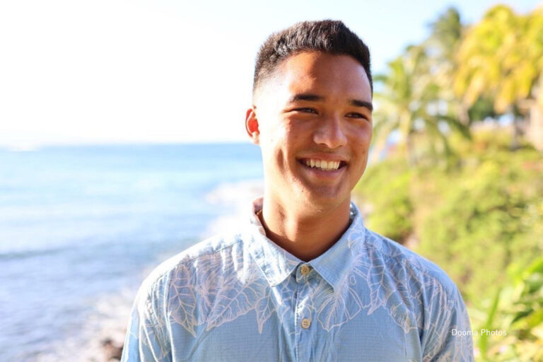 Real Hawaii waterman in the making  次代のウォーターマンへの成長が期待される若きハワイアン